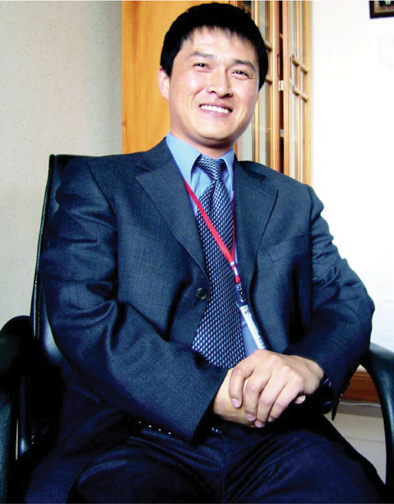 俊发集团董事长_俊发集团图片
