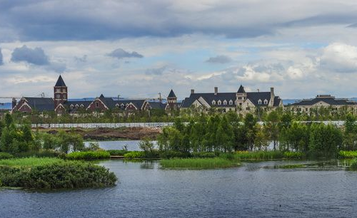 俊发生态半岛启幕滇池精装时代暨滇池俊府"香堤郡"精装样板间盛大开放