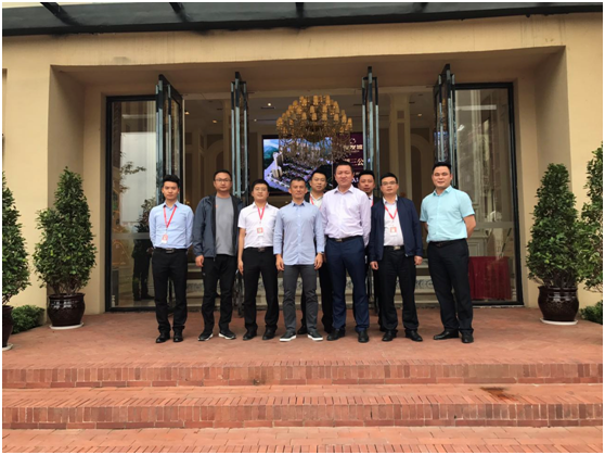 俊发集团董事长总裁李俊一行赴俊发贵阳公司考察